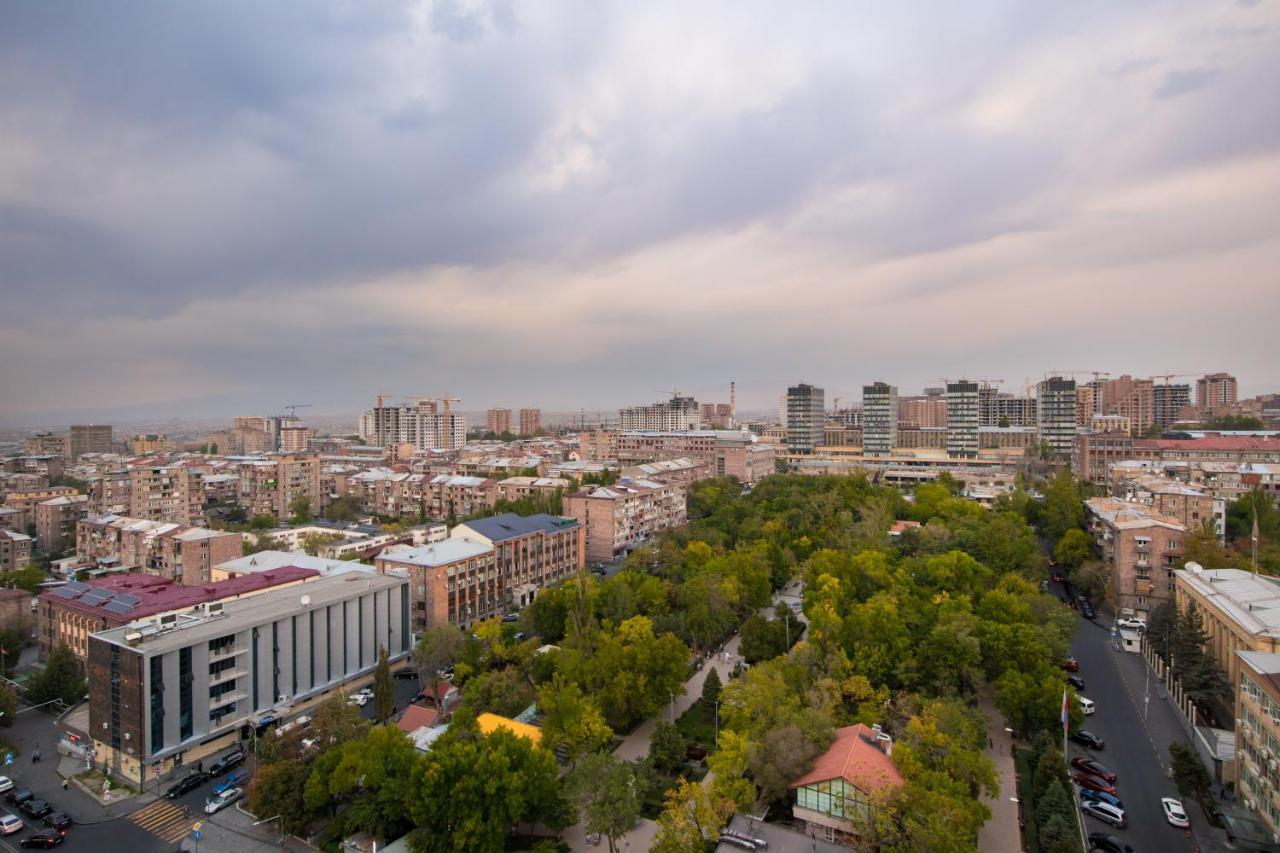 Hotelise L Bird Eye Apartment Erivan Exterior foto