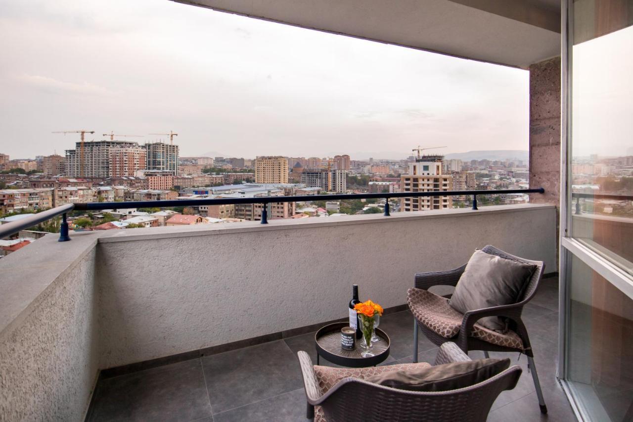 Hotelise L Bird Eye Apartment Erivan Exterior foto